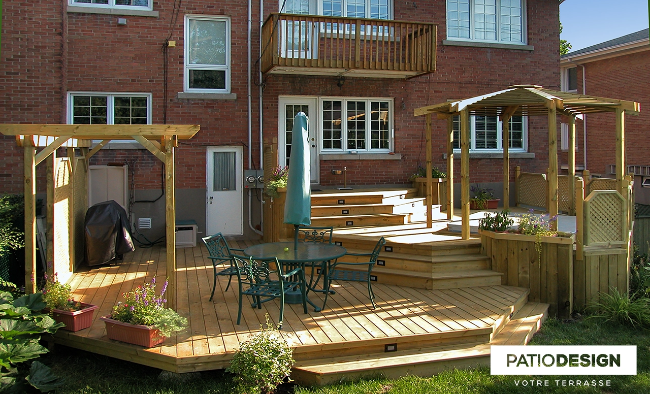 Patio en bois par Patio Design inc.